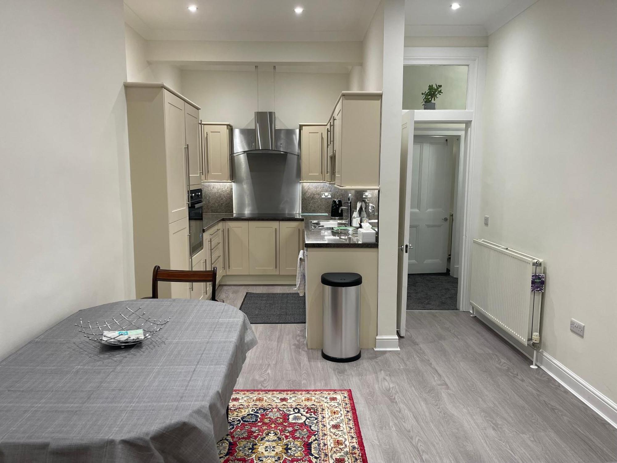 Apartment Victorian House 3 Bedrooms, 5 Guests