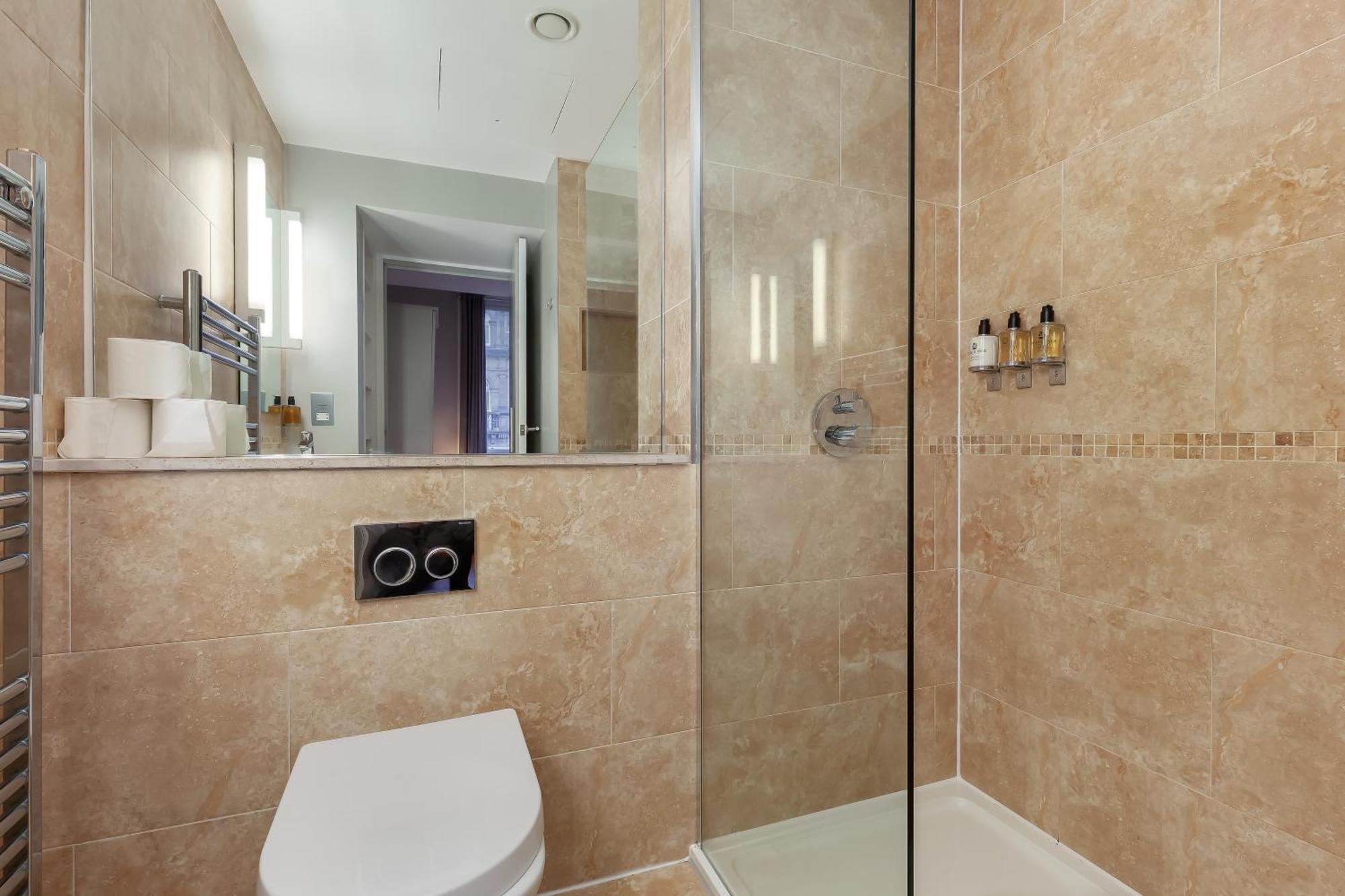 Apartment Destiny Scotland - St Andrew Square *