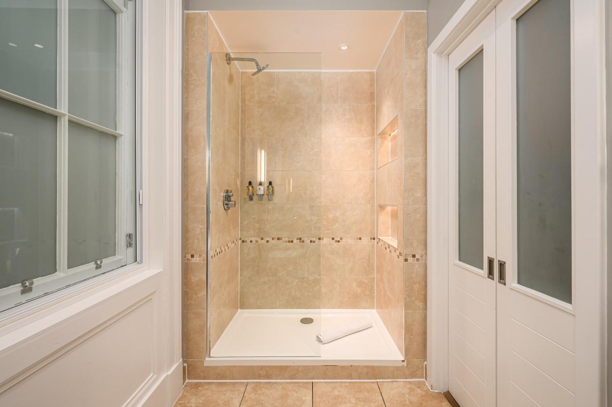 Apartment Destiny Scotland - St Andrew Square