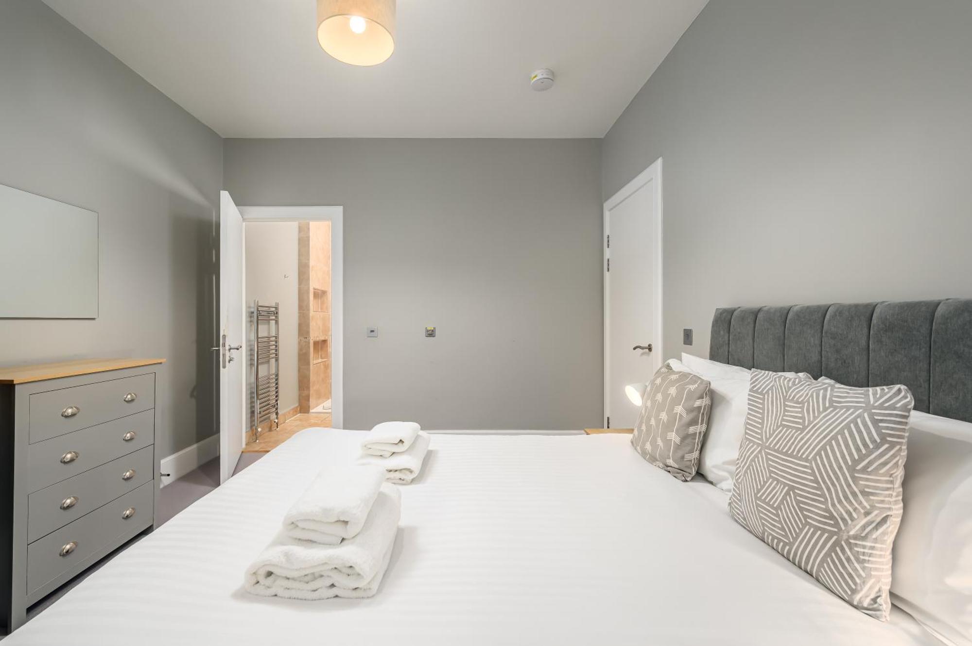 Apartment Destiny Scotland - St Andrew Square