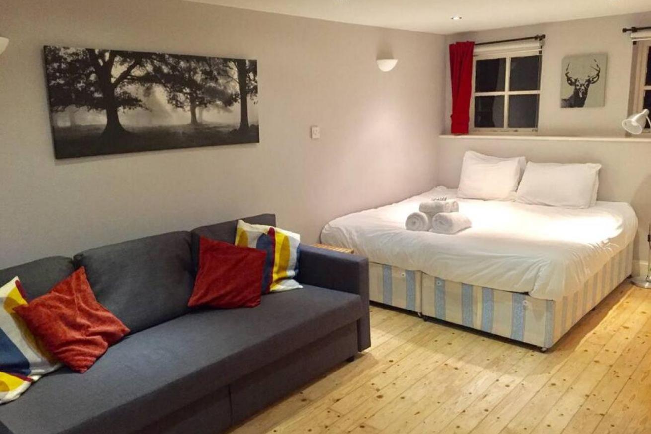 Joivy Warm & Welcoming Flat Near Castle Apartment Edinburgh