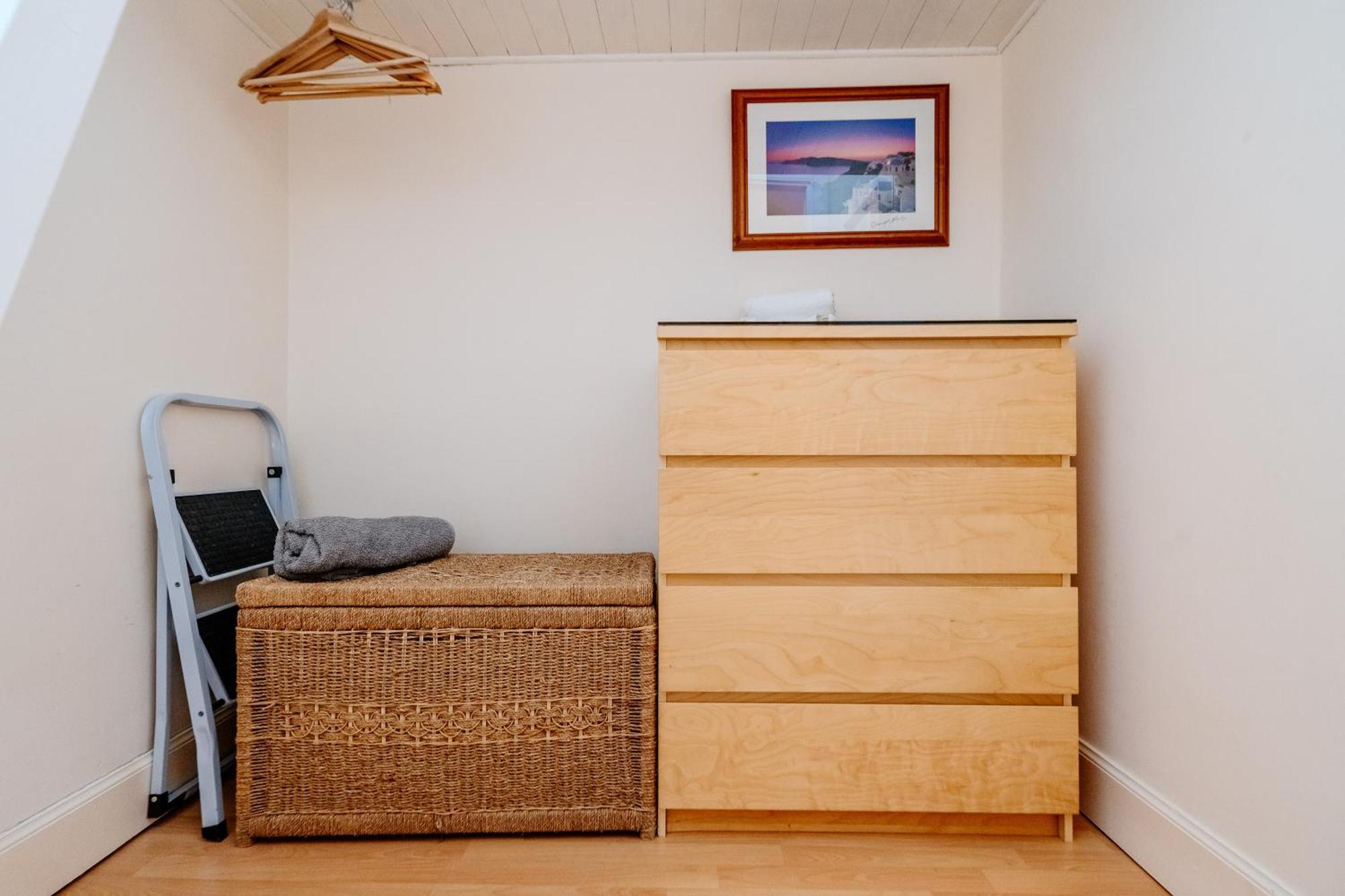 Apartment Delightful Ground Floor Newington Flat