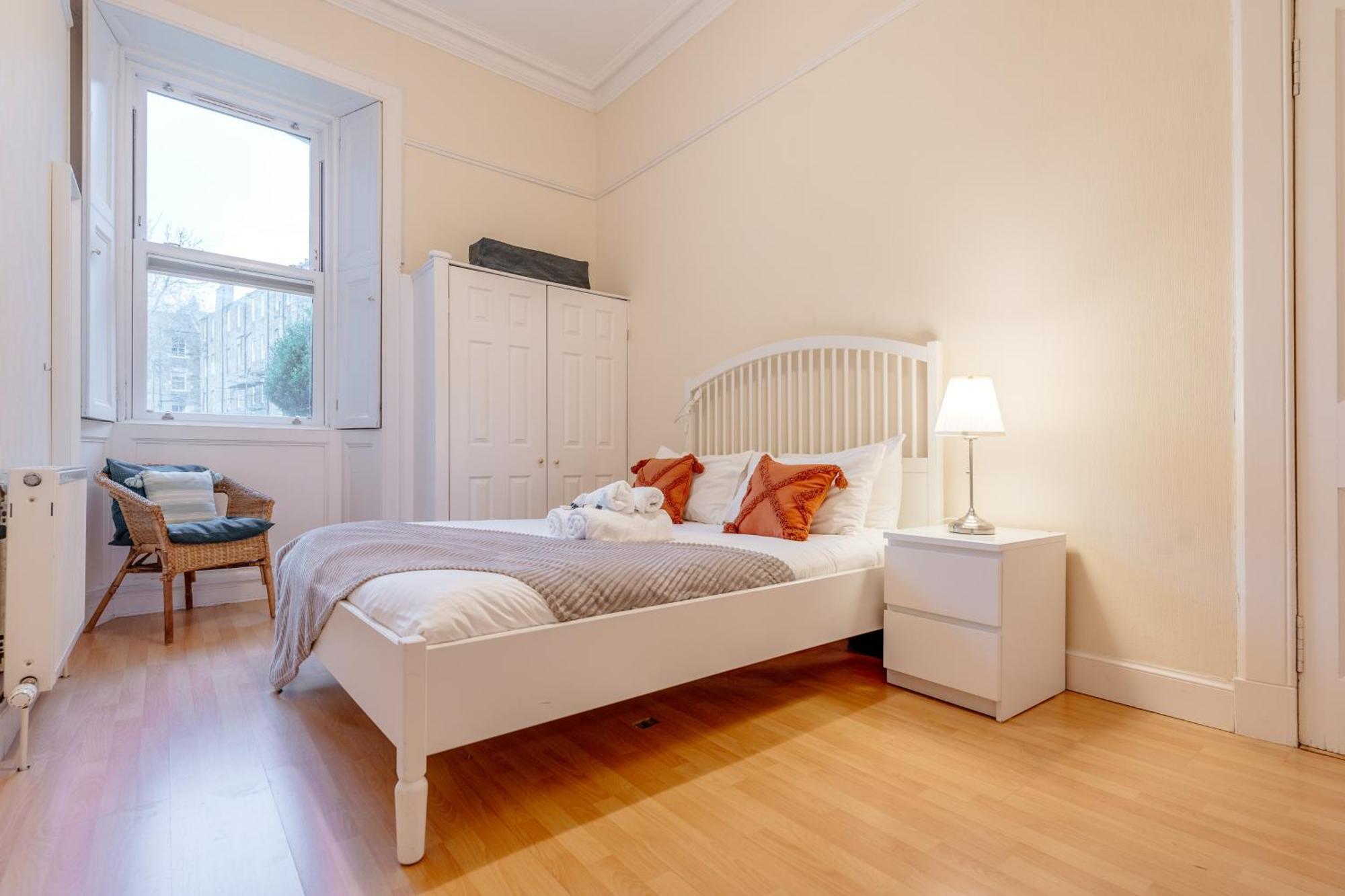 Apartment Delightful Ground Floor Newington Flat *