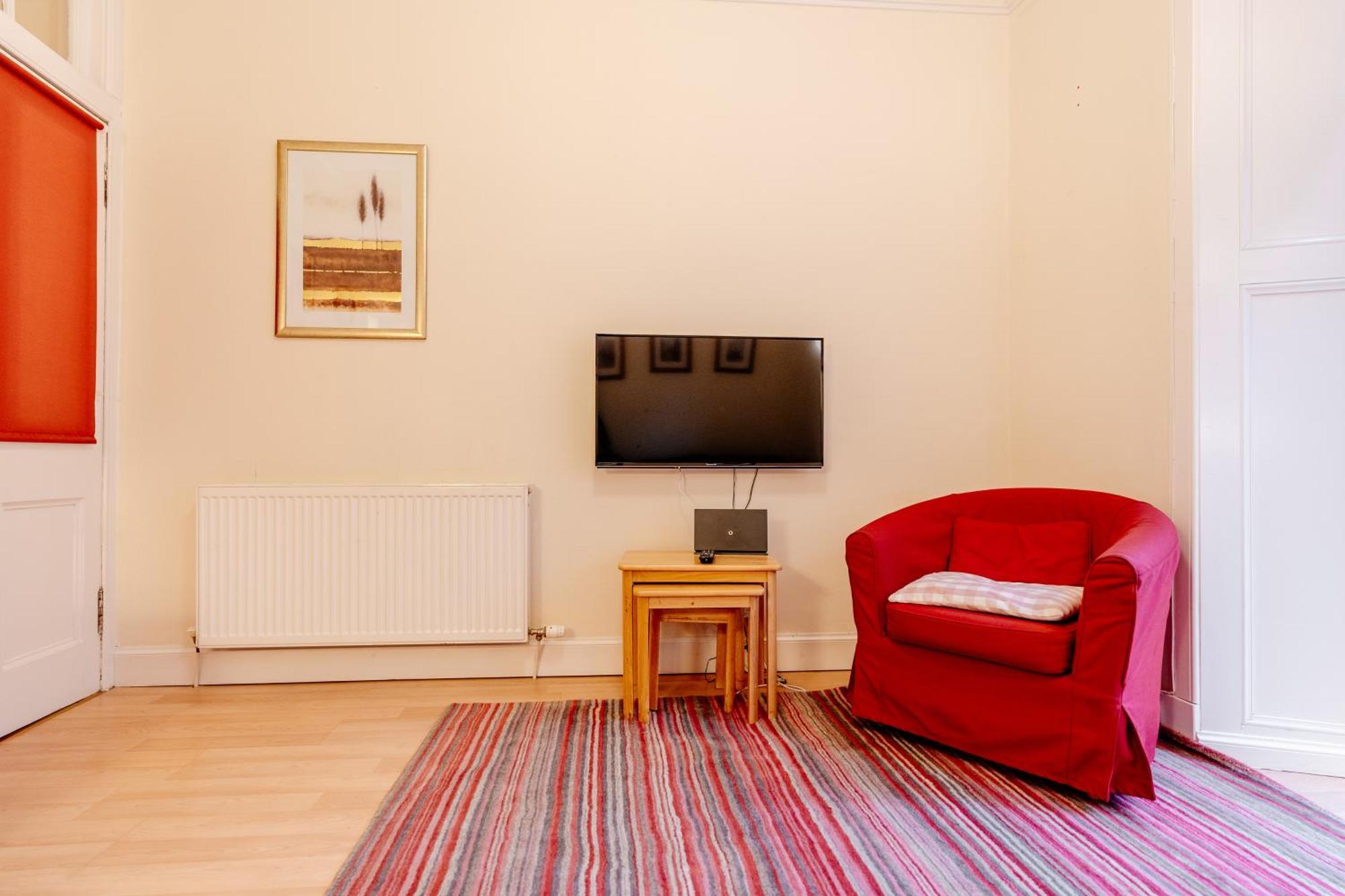 Delightful Ground Floor Newington Flat
