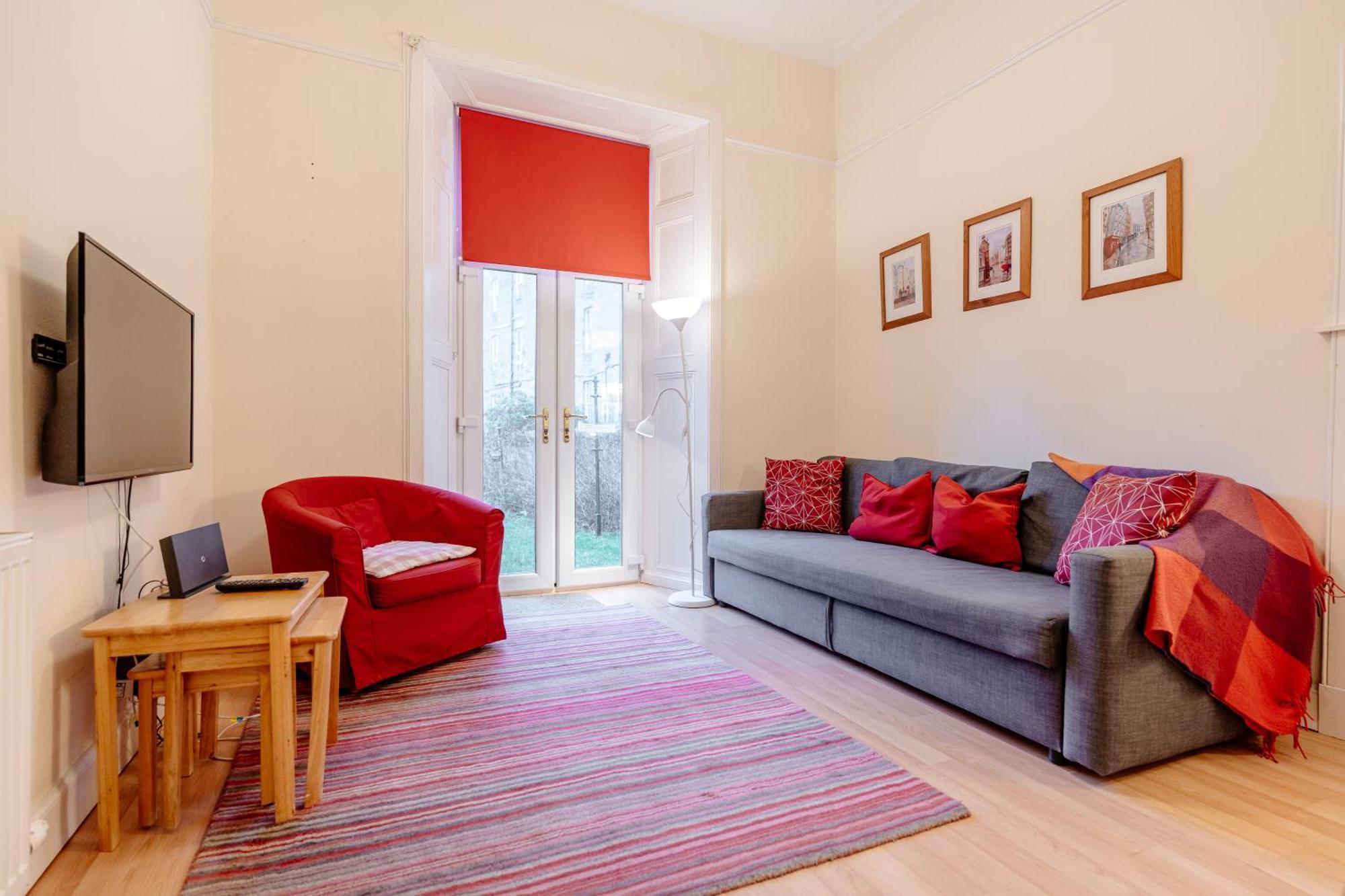 Apartment Delightful Ground Floor Newington Flat