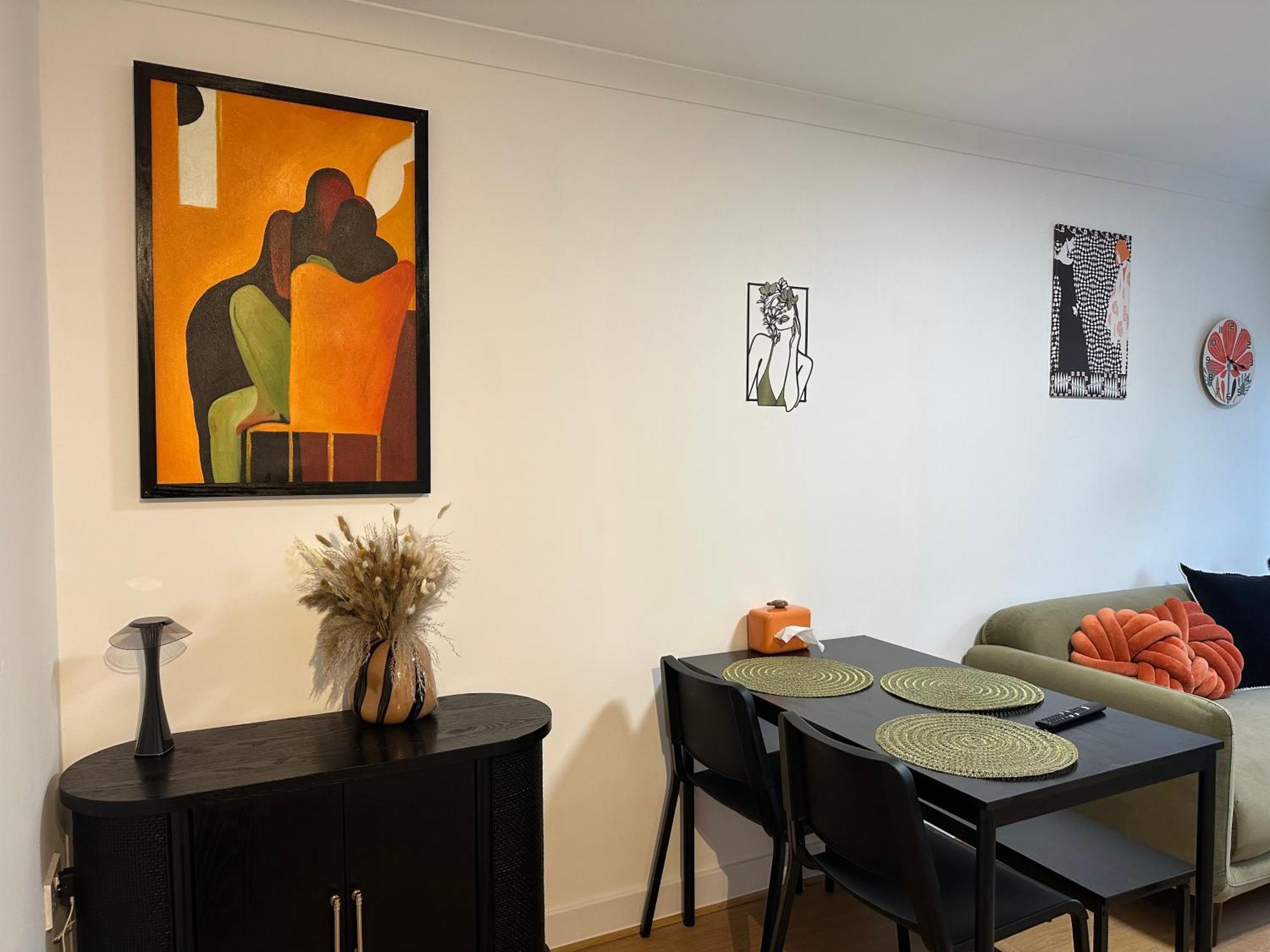 Stylish One Bedroom Apartment Edinburgh