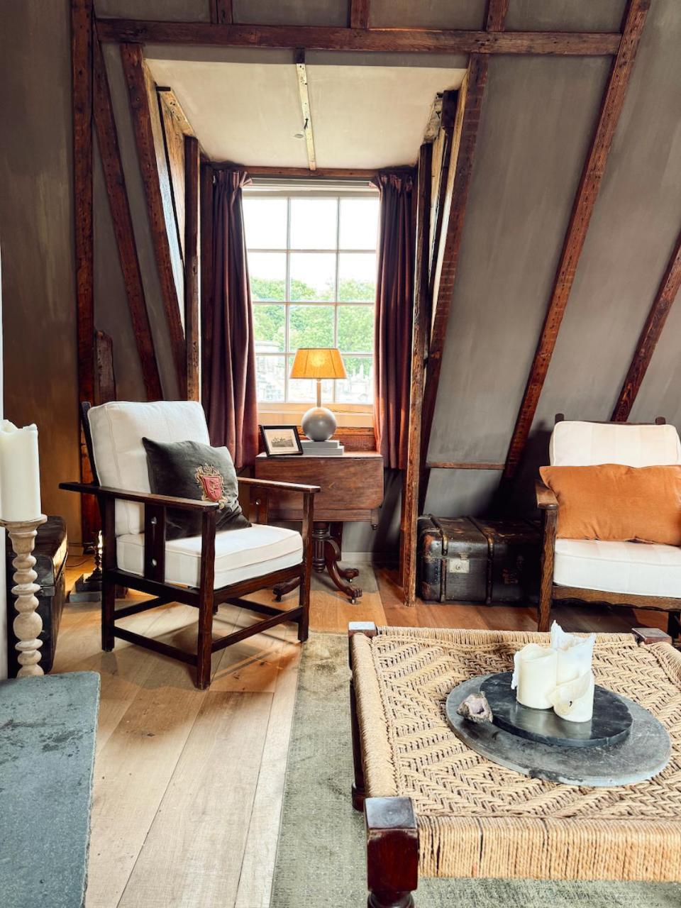 Apartment Ords Loft Royal Mile Historic Edinburgh