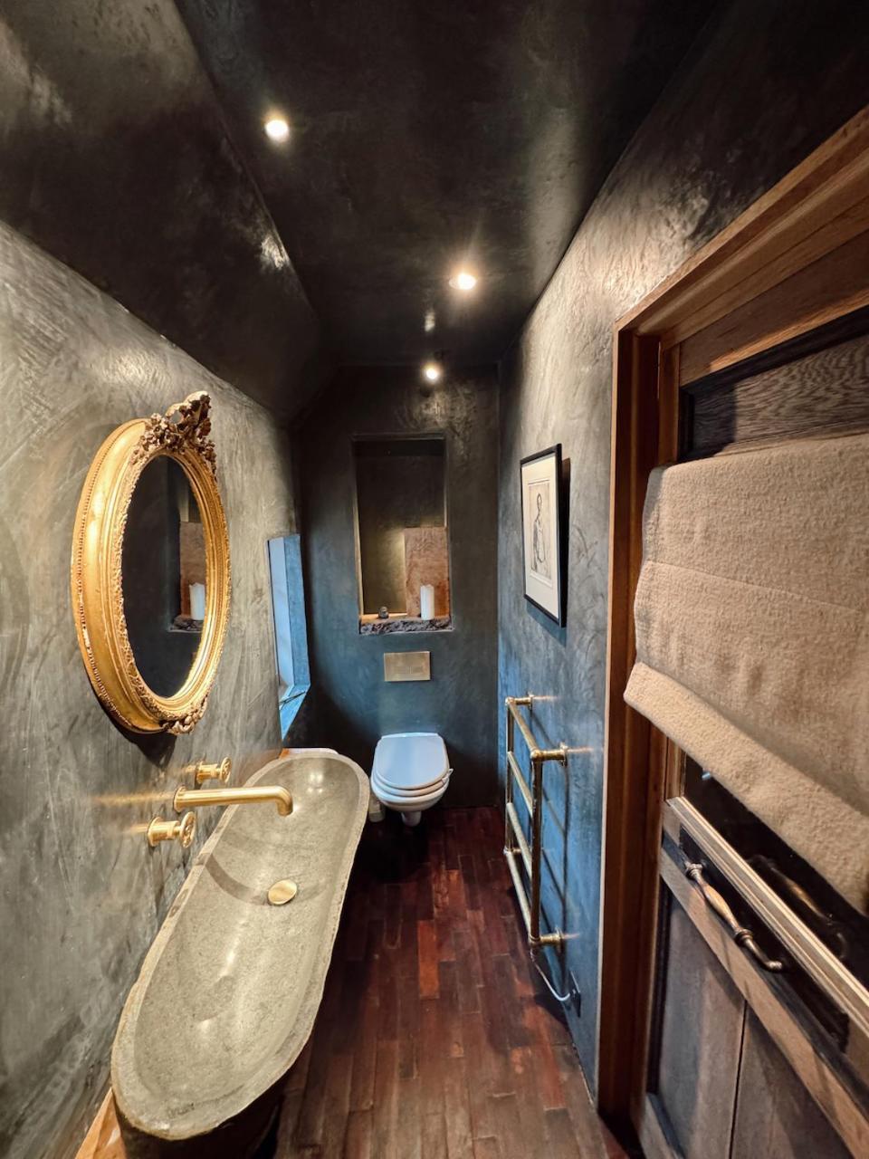 Ords Loft Royal Mile Historic Apartment Edinburgh