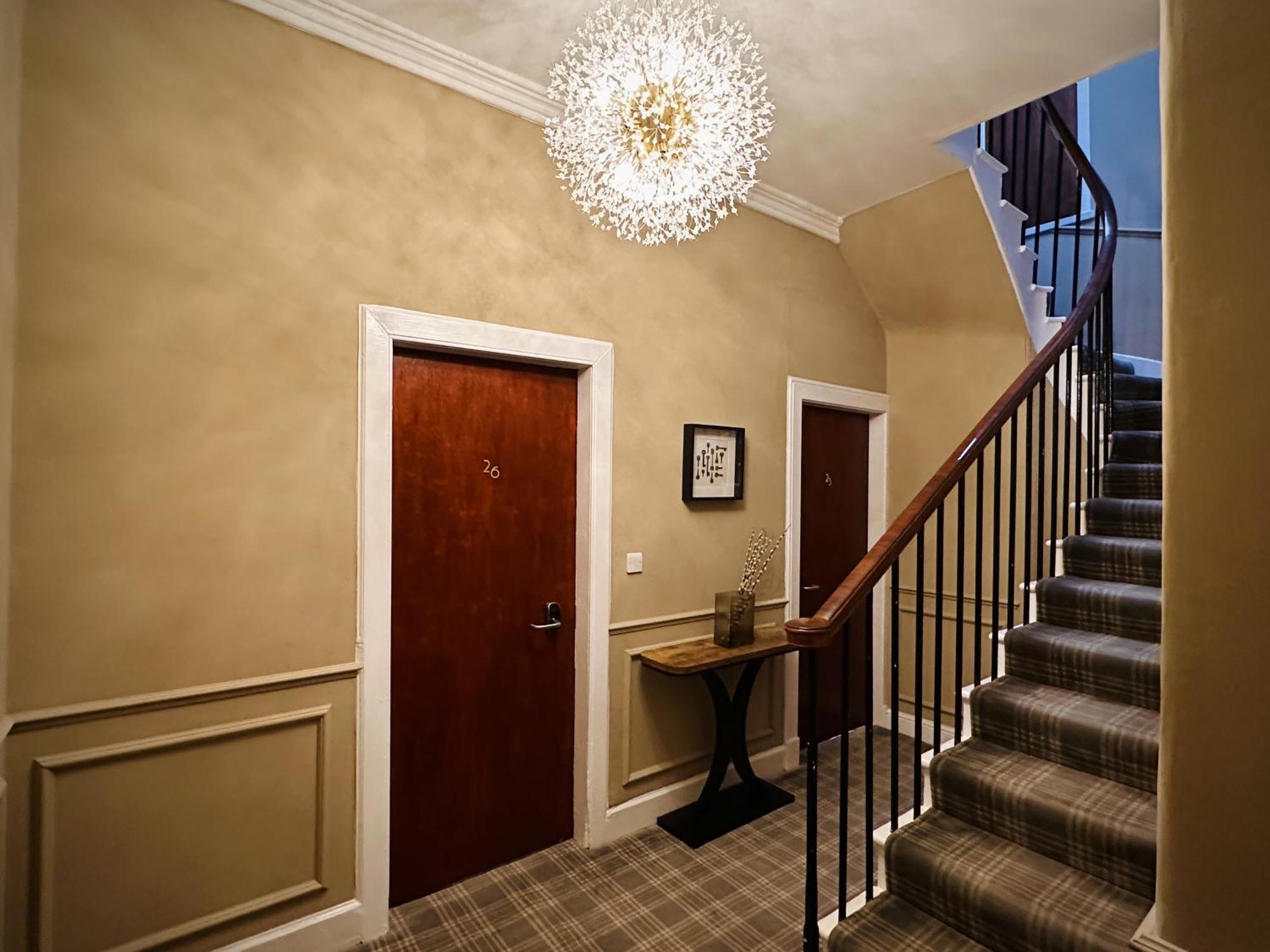 Valentine Centre Hotel 3*