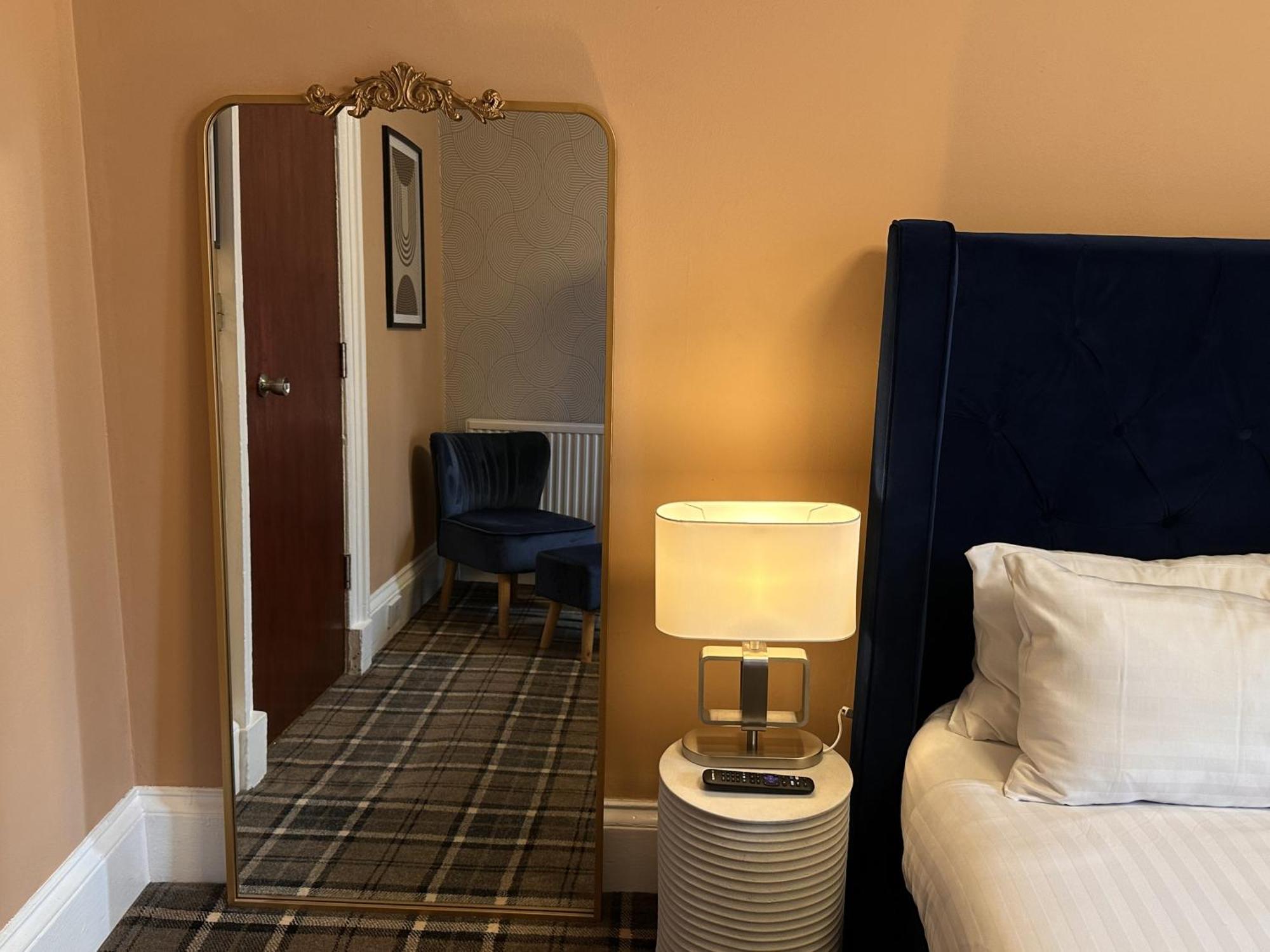Valentine Centre Hotel 3*