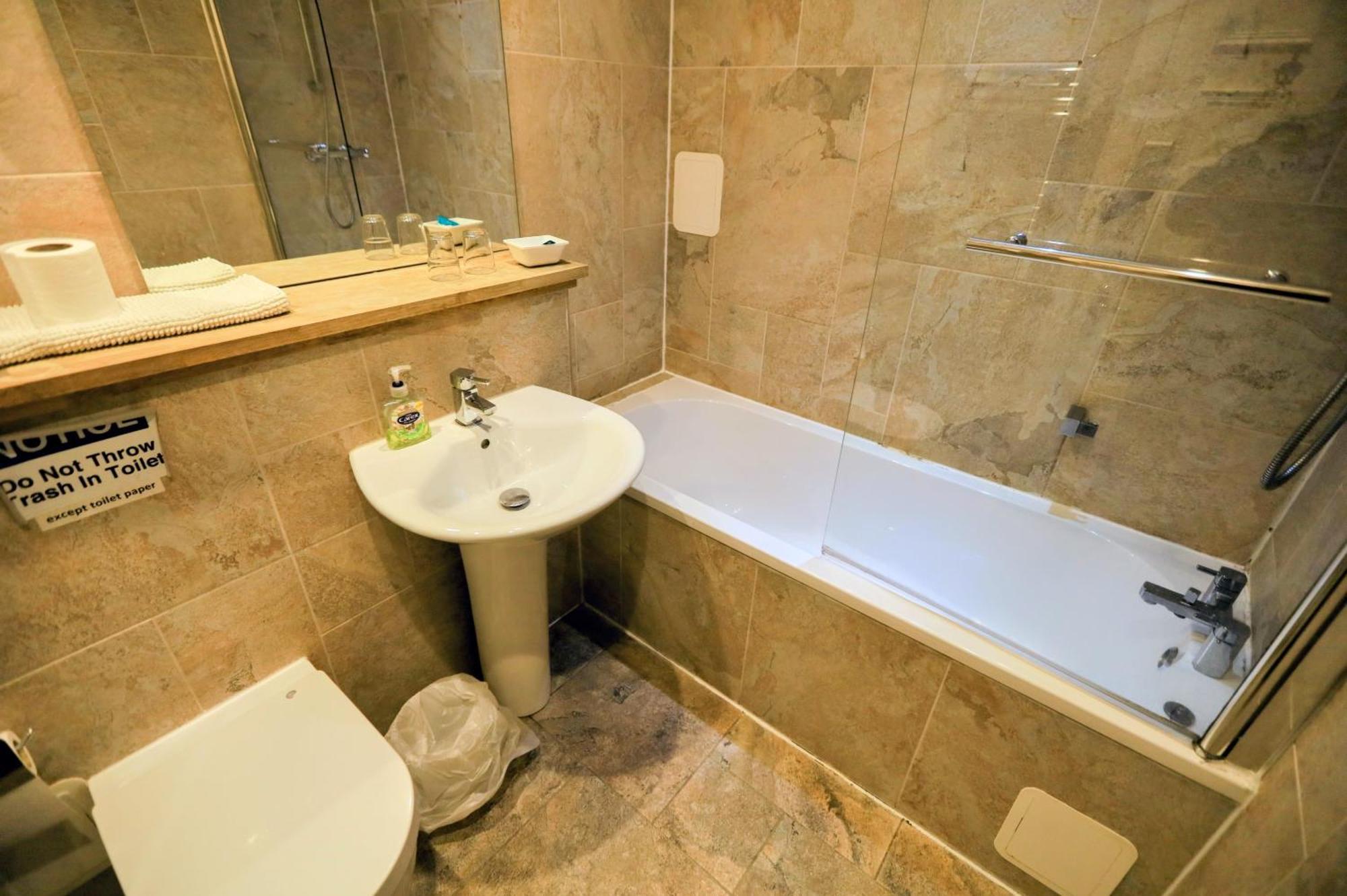 Edinburgh Holiday Guest House EDI