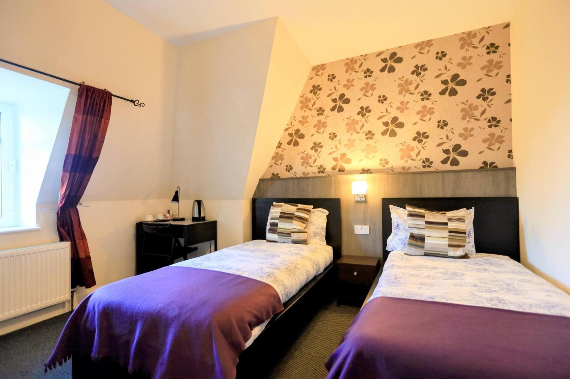 Bed & Breakfast Edinburgh Holiday Guest House