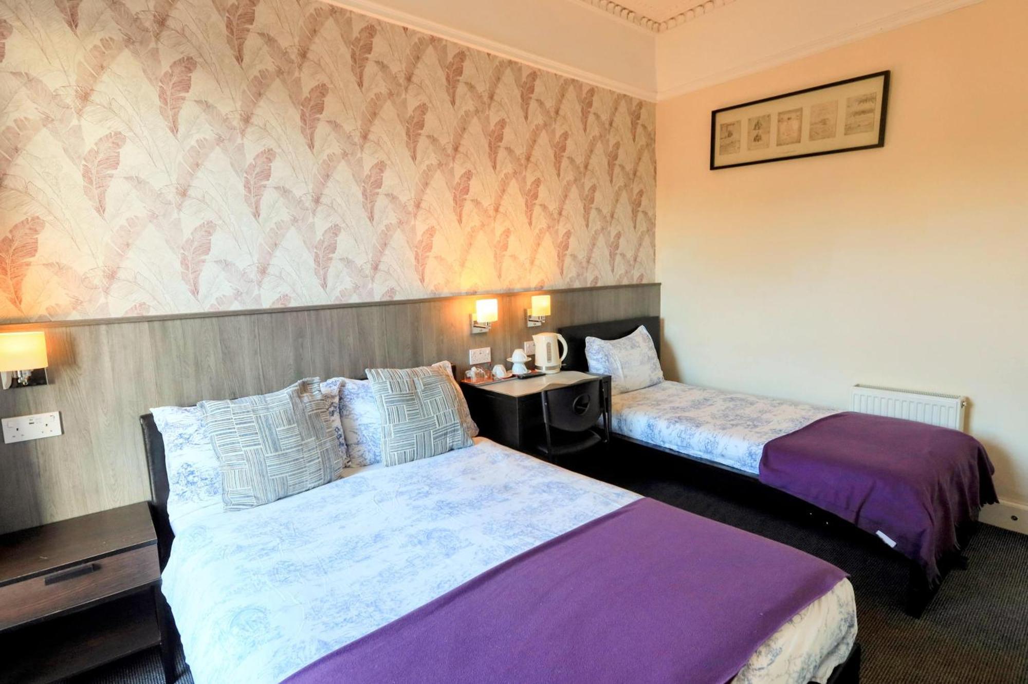 Edinburgh Holiday Guest House 3* EDI