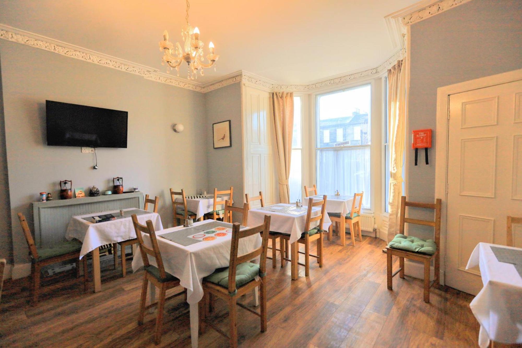 Edinburgh Holiday Guest House Bed & Breakfast