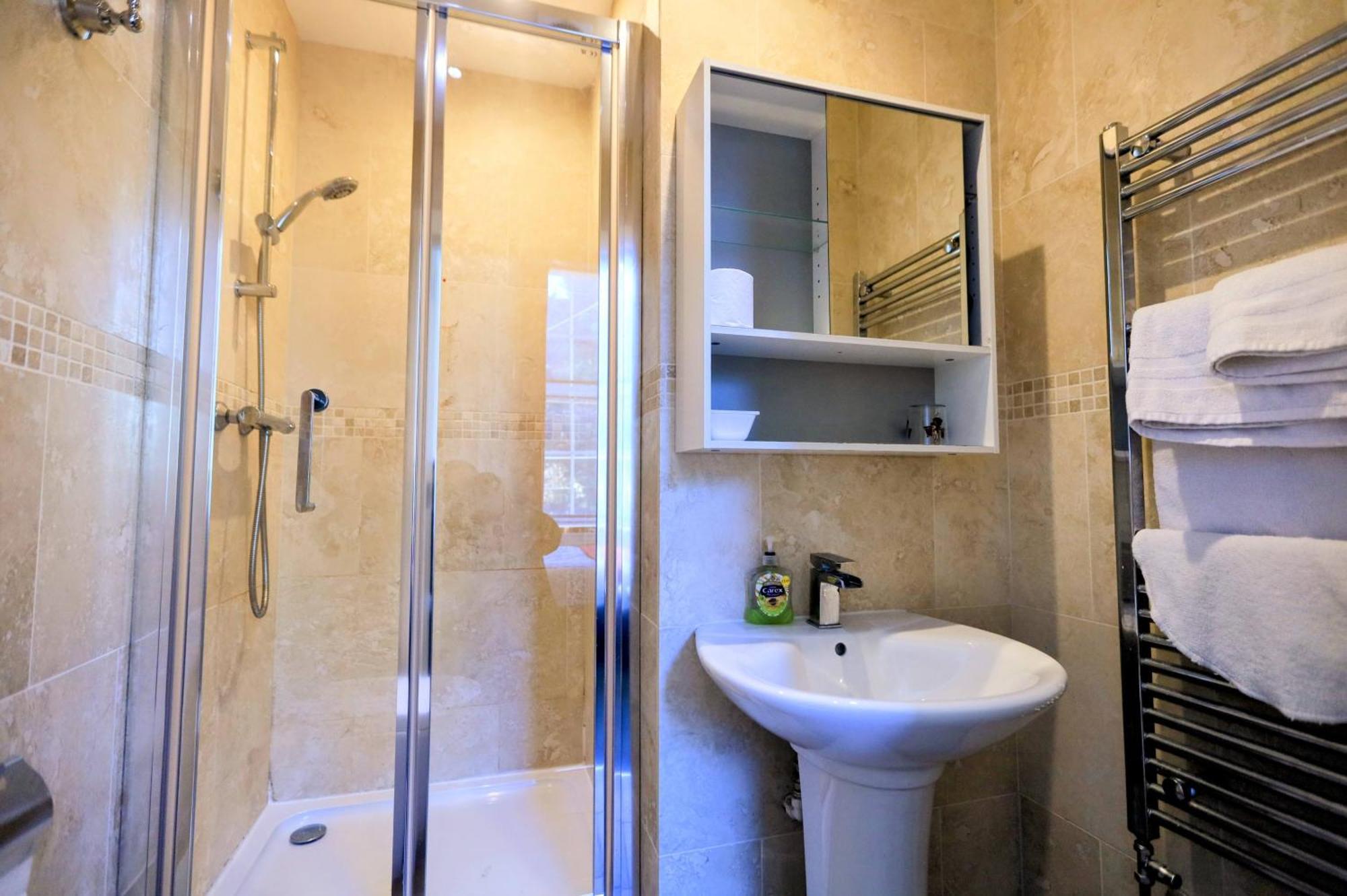 Edinburgh Holiday Guest House Bed & Breakfast