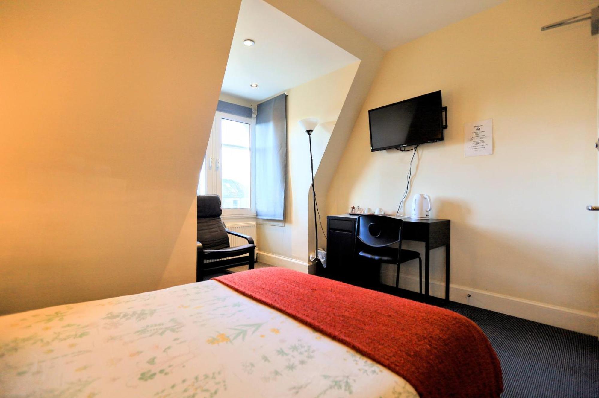 Edinburgh Holiday Guest House Bed & Breakfast