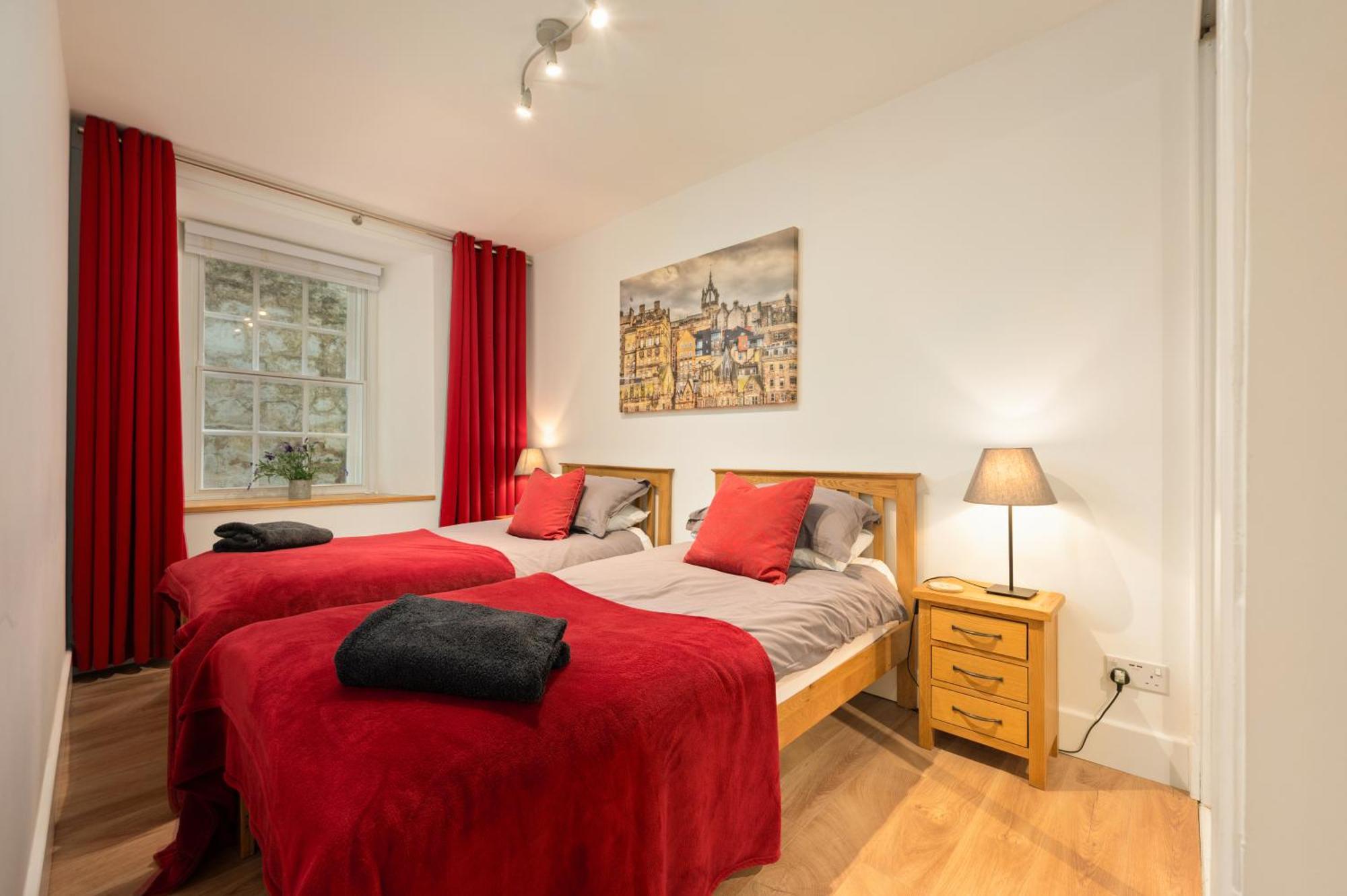 Apartment Heart Of Edinburgh's Historic Old Town - Blair Street Edinburgh