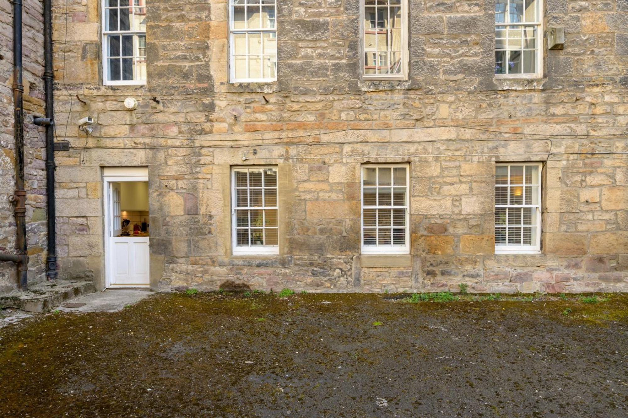 Apartment Heart Of Edinburgh's Historic Old Town - Blair Street Edinburgh