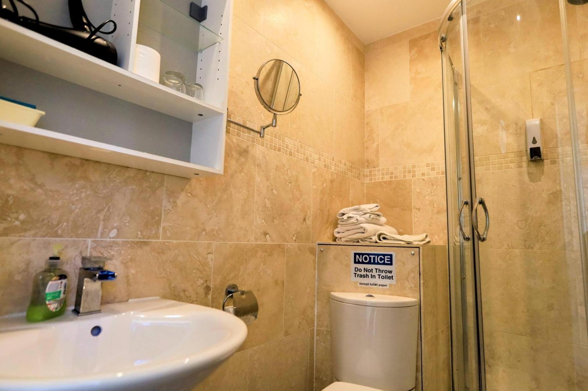 Bed & Breakfast Edinburgh Holiday Guest House