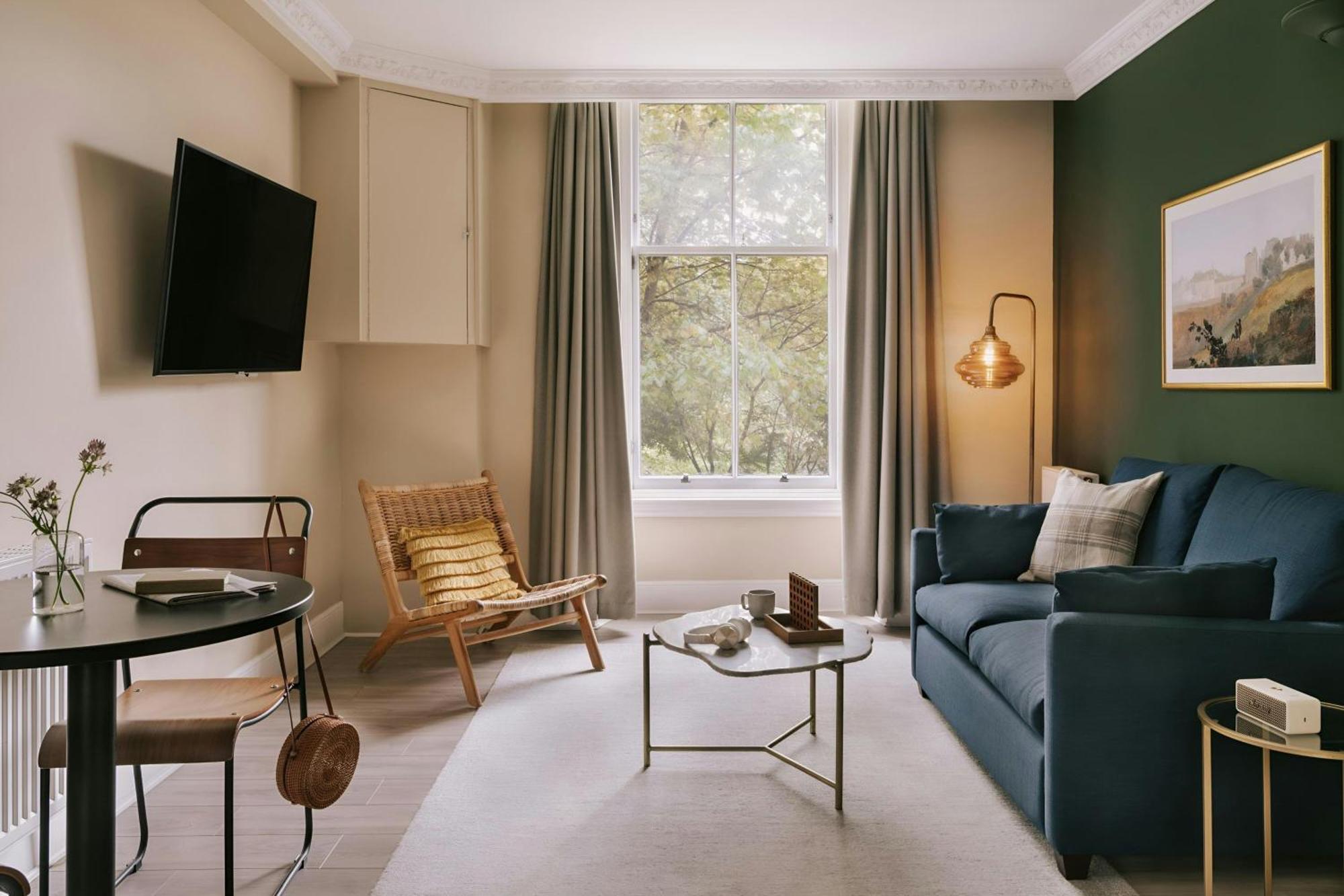 Sonder By Marriott Bonvoy Royal Garden New Town 4*