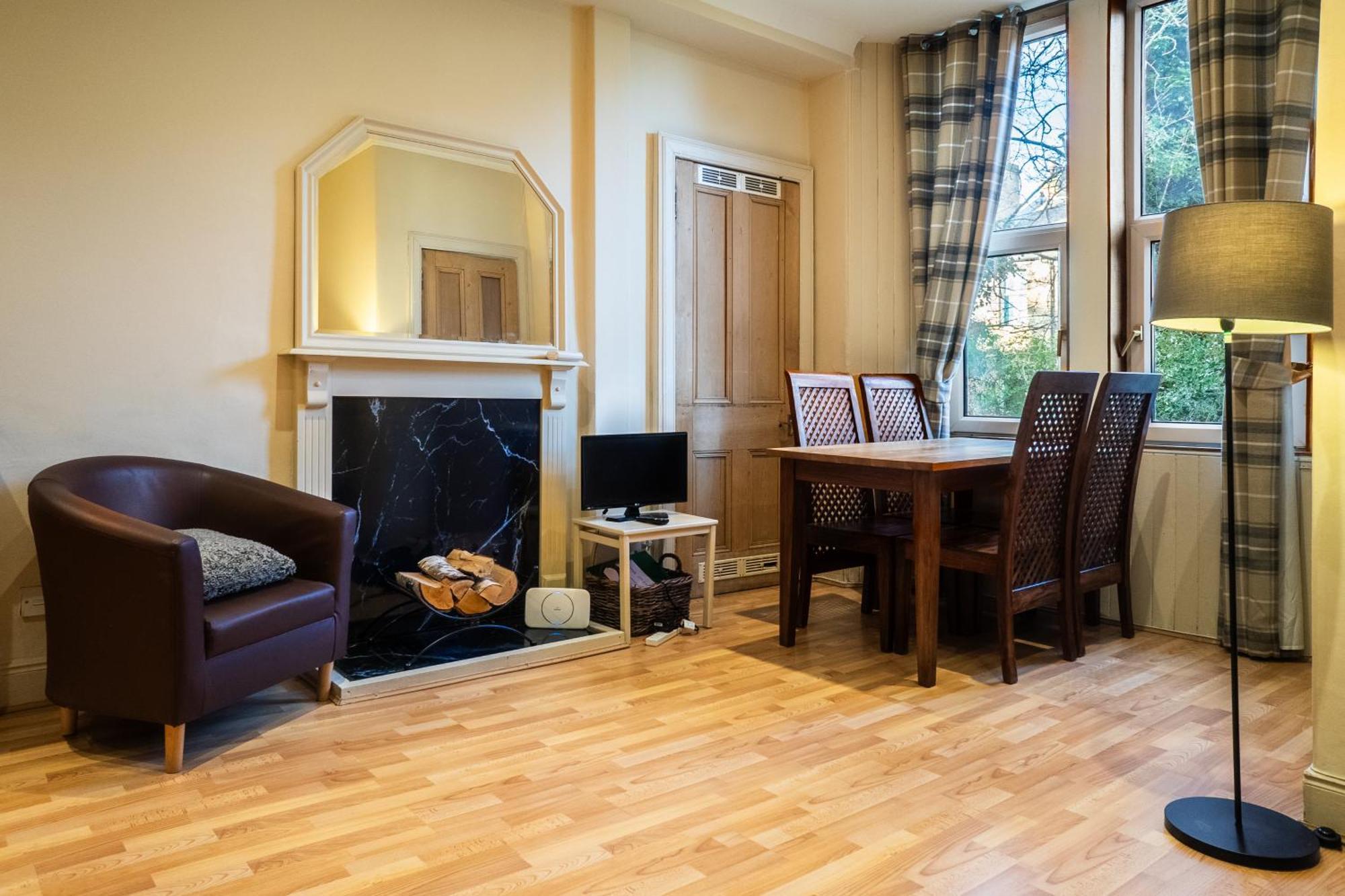 Cosy And Modern In *