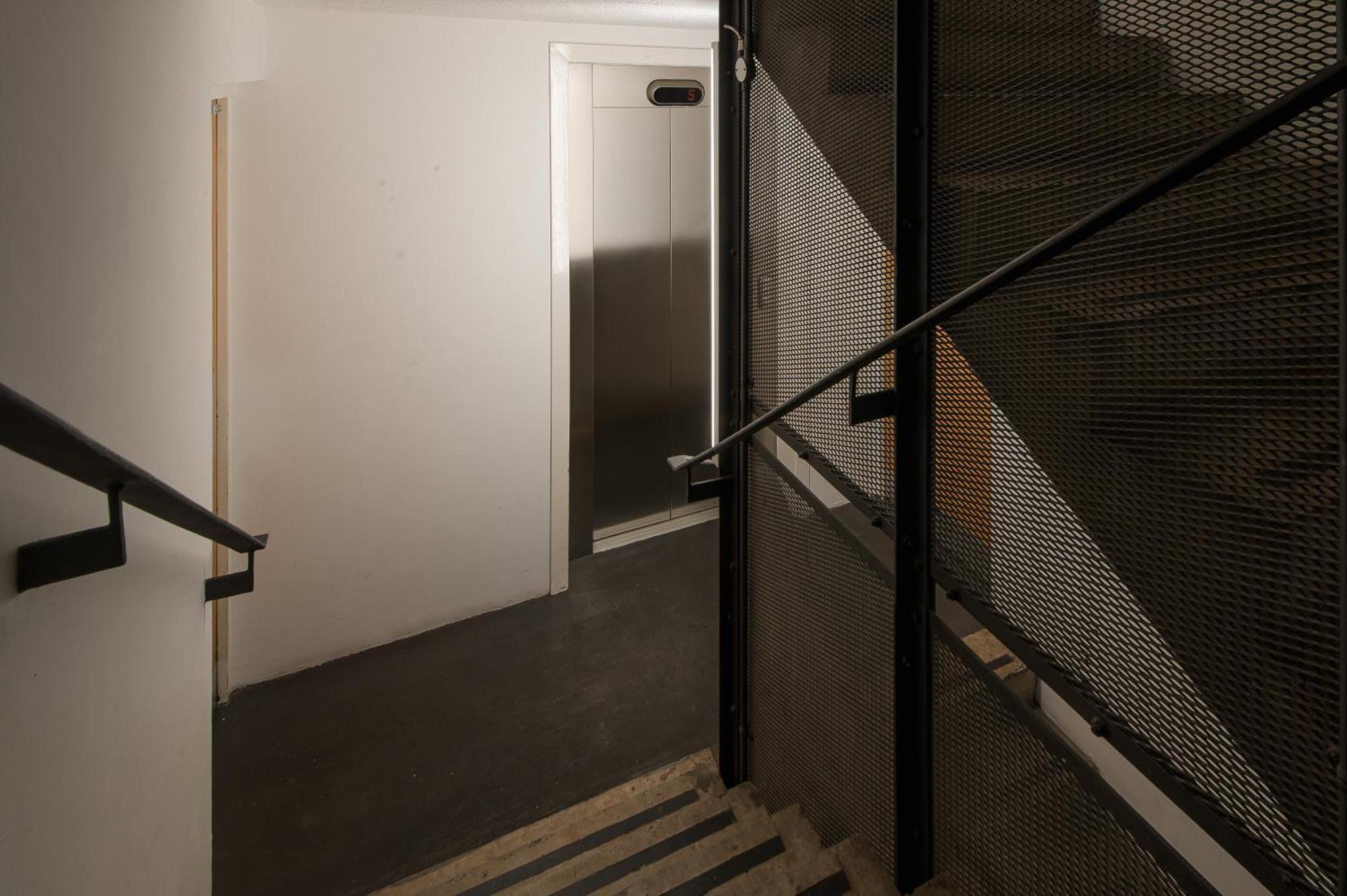 Modern Flat In The Middle Of Old Town * Edinburgh