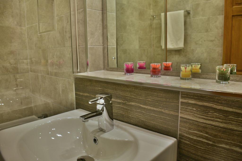 Blackfriars Apartment *