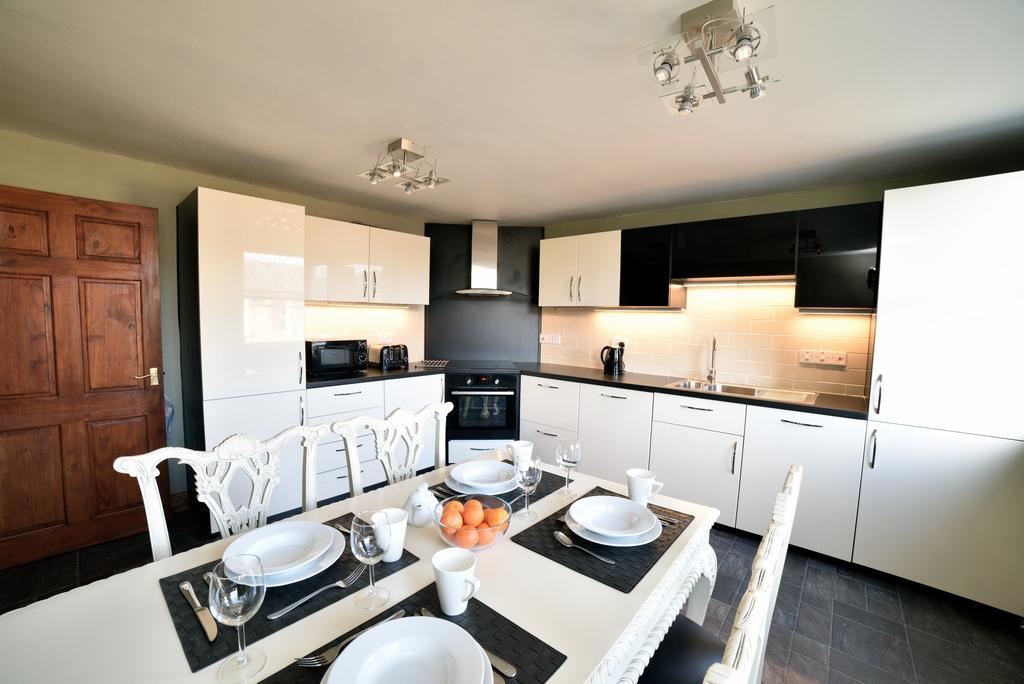 Blackfriars Apartment *