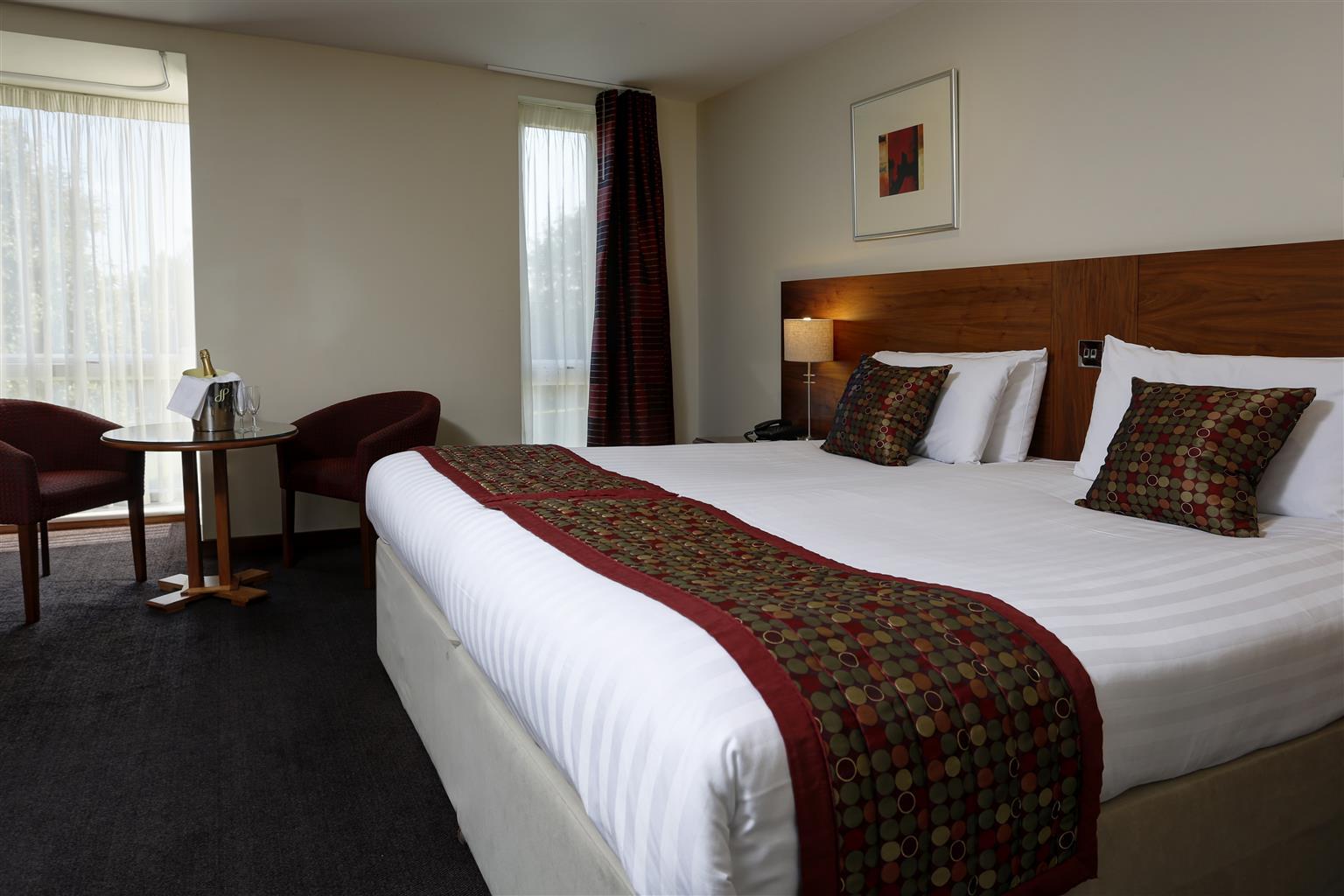 Western Kings Manor Hotel