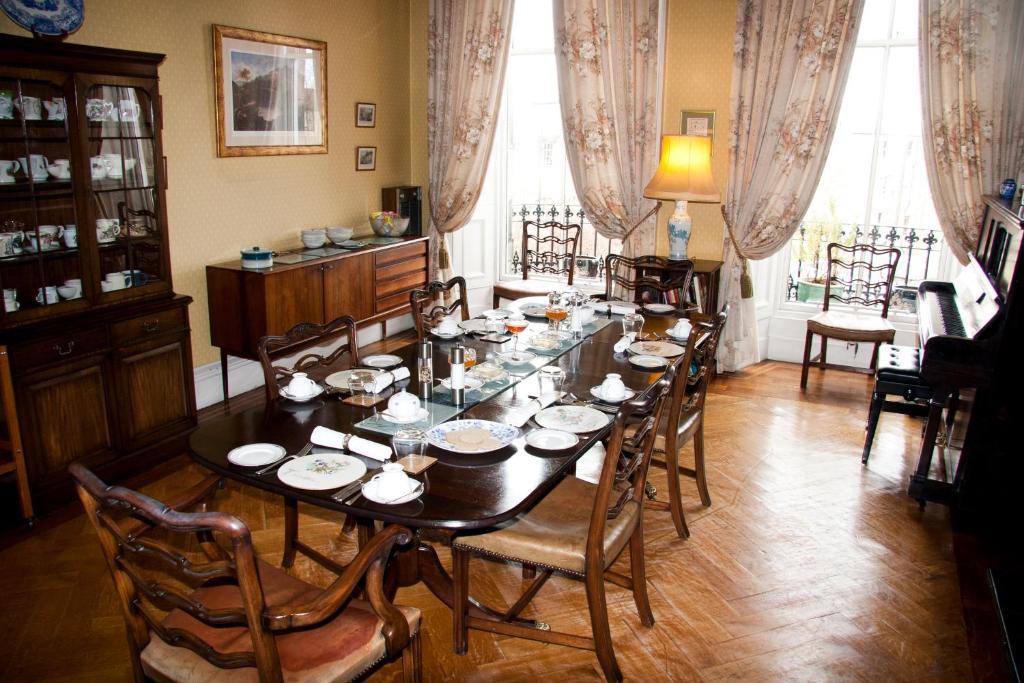 A Georgian Bed & Breakfast EDI