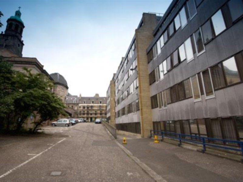 Hotel Travelodge Central 3*
