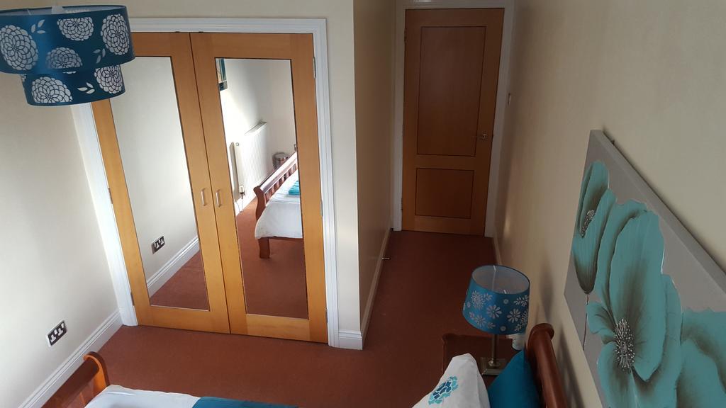 Penthouse Apartment Sleeps 11 Edinburgh