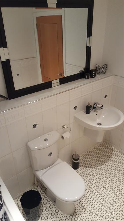 Penthouse Apartment Sleeps 11 Edinburgh