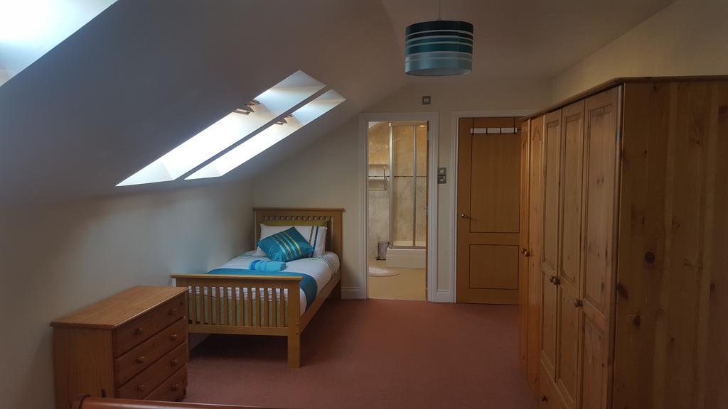 Apartment Penthouse Apartment Sleeps 11 Edinburgh