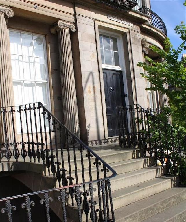 Apartment Haddington Place