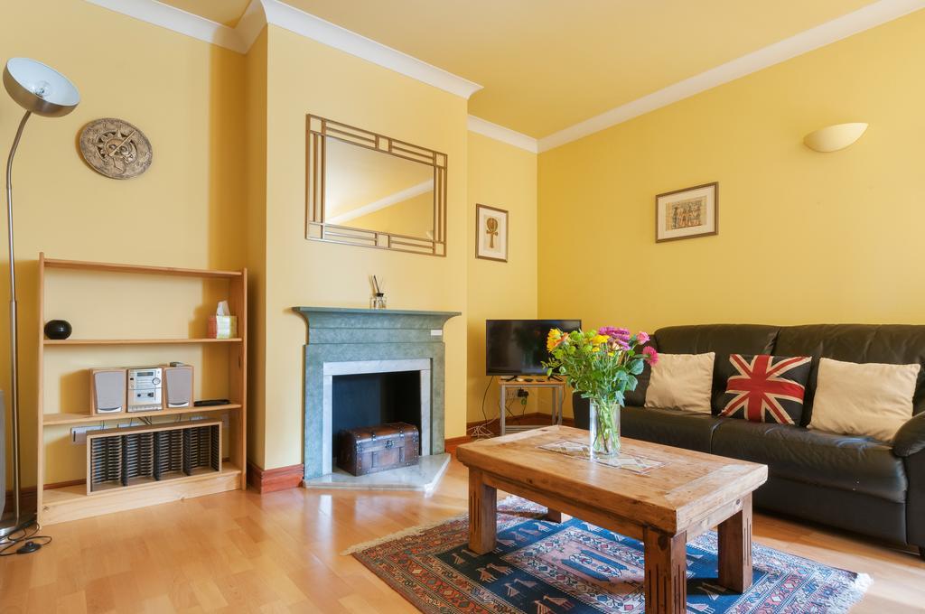 Dean Village - Lovely 2 Bed In Picturesque Dean Village With Balcony And Private Parking * Edinburgh