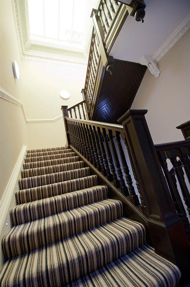 Palmerston 4*