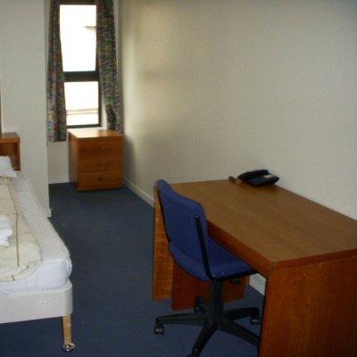 Apartment Euro Halls *