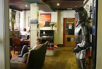 Hostel High Street