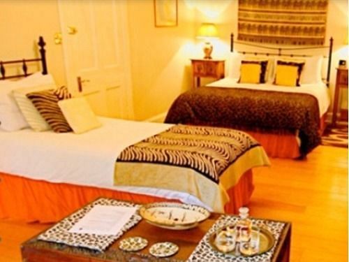 Victorian Townhouse 4* Edinburgh