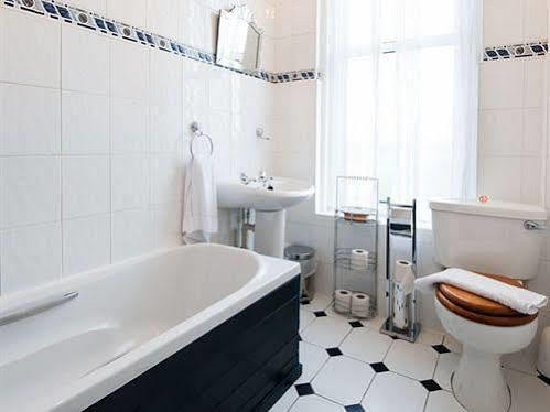 Ardleigh House Bed & Breakfast