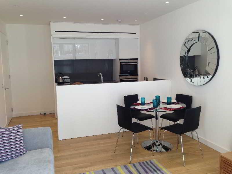 Vip - Quartermile 4*