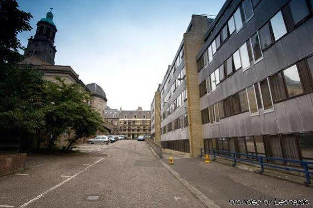 Hotel Travelodge Central 3*