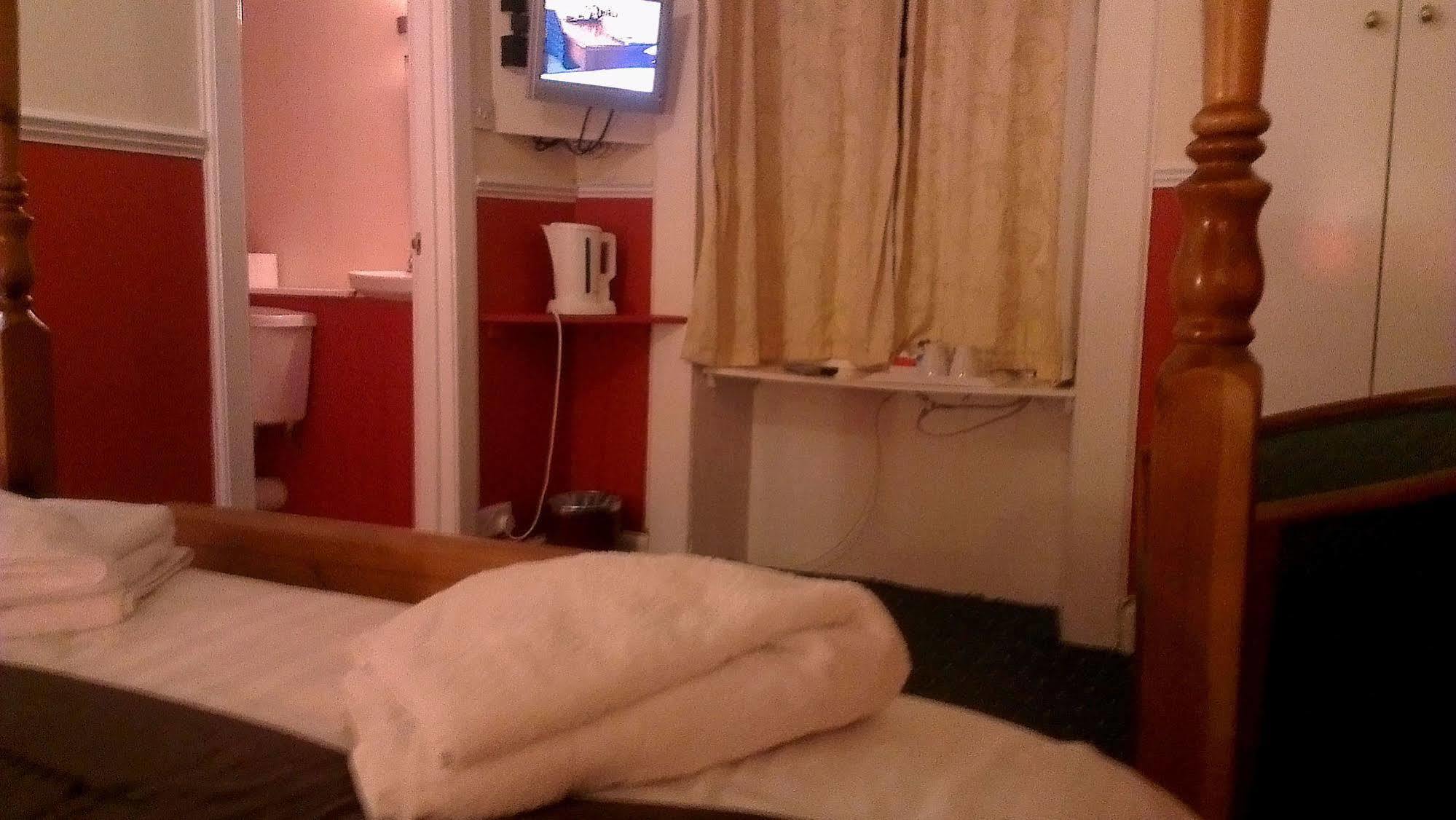 Valentine Centre Hotel