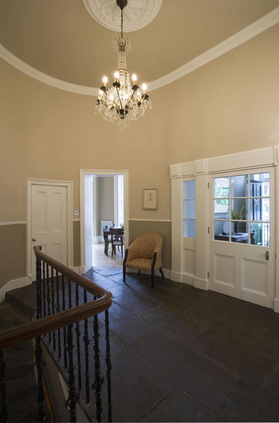Apartment Haddington Place
