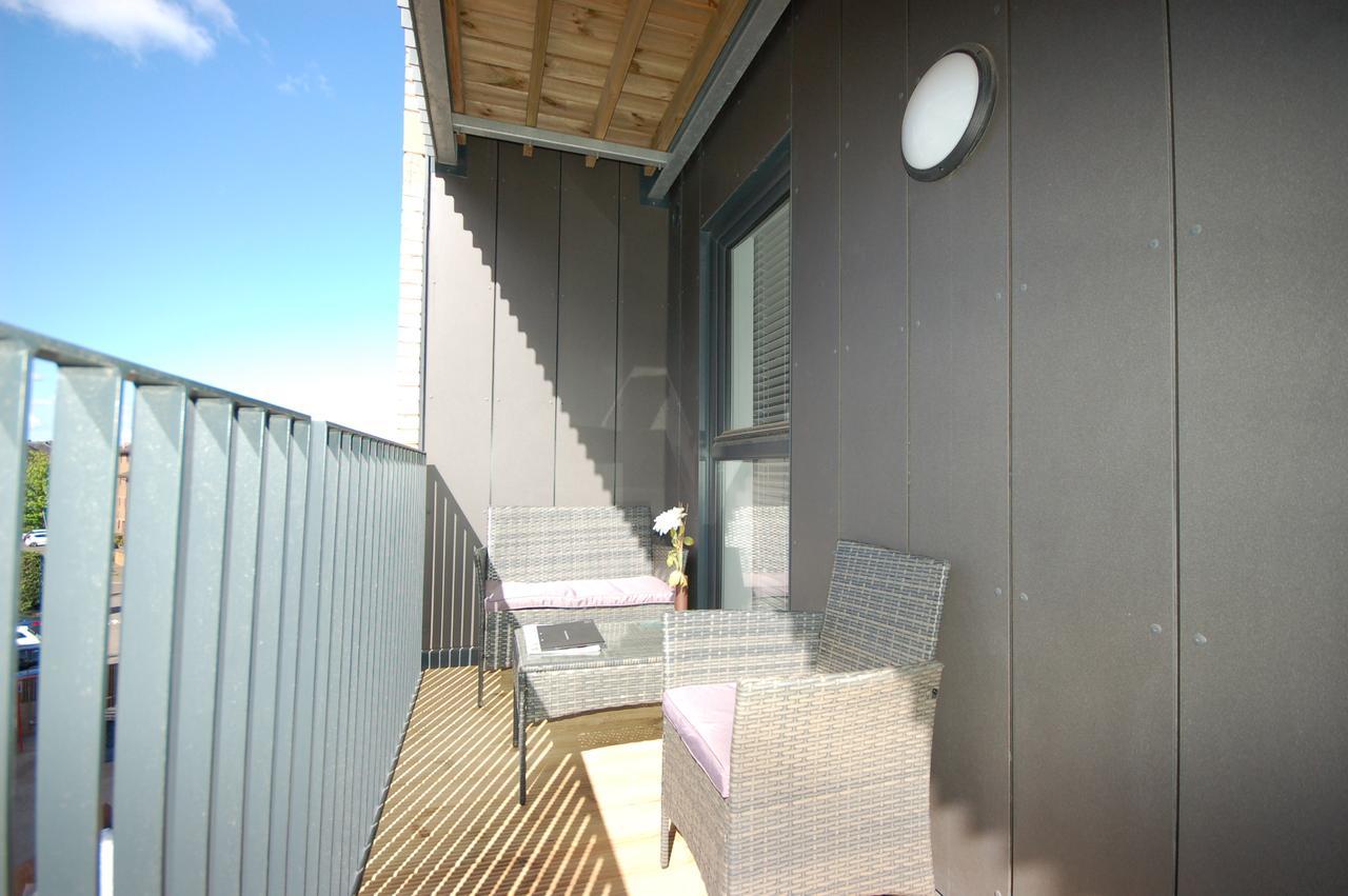 Brunswick Road Apartment *