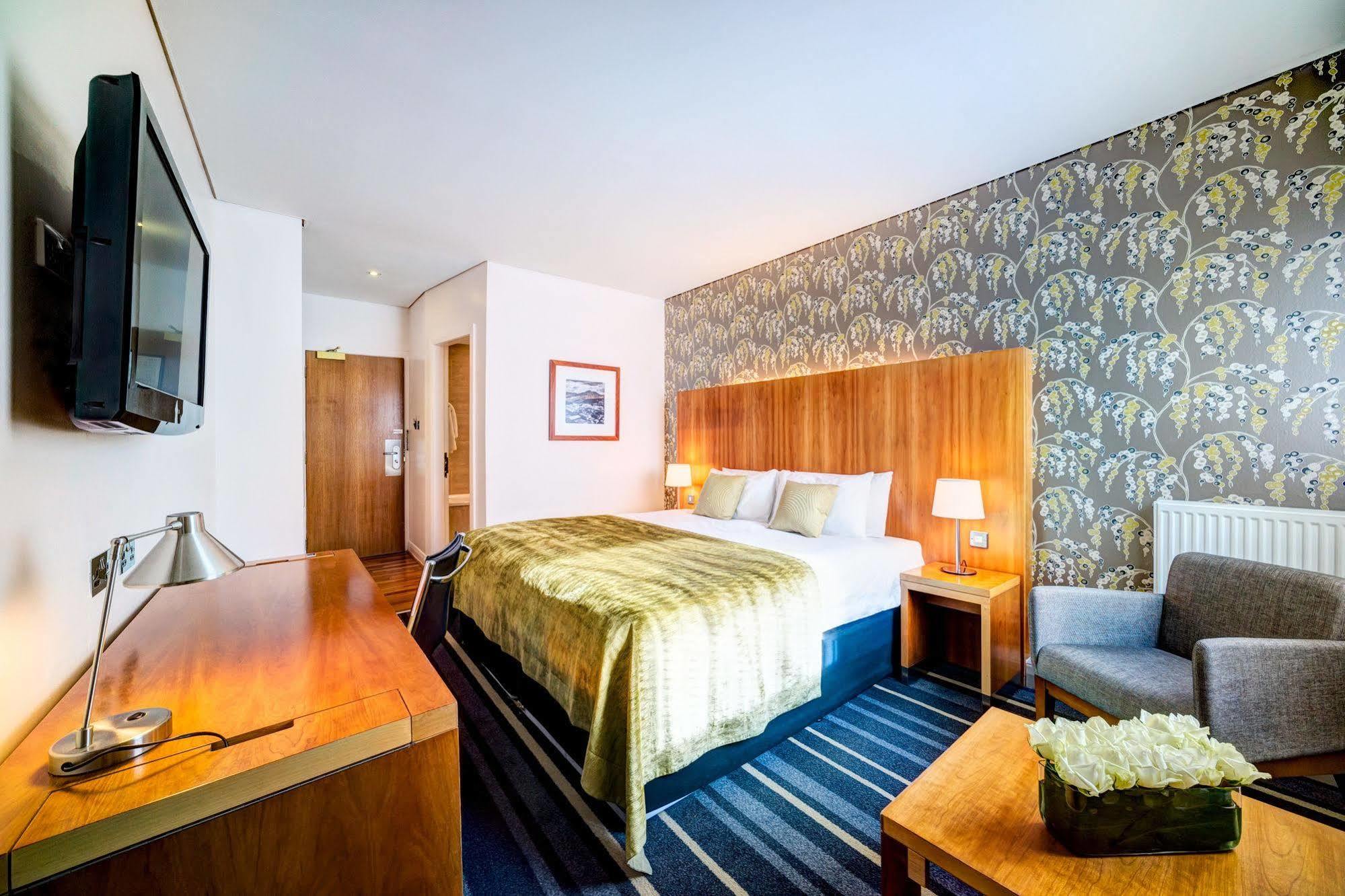Hotel Four Points By Sheraton EDI