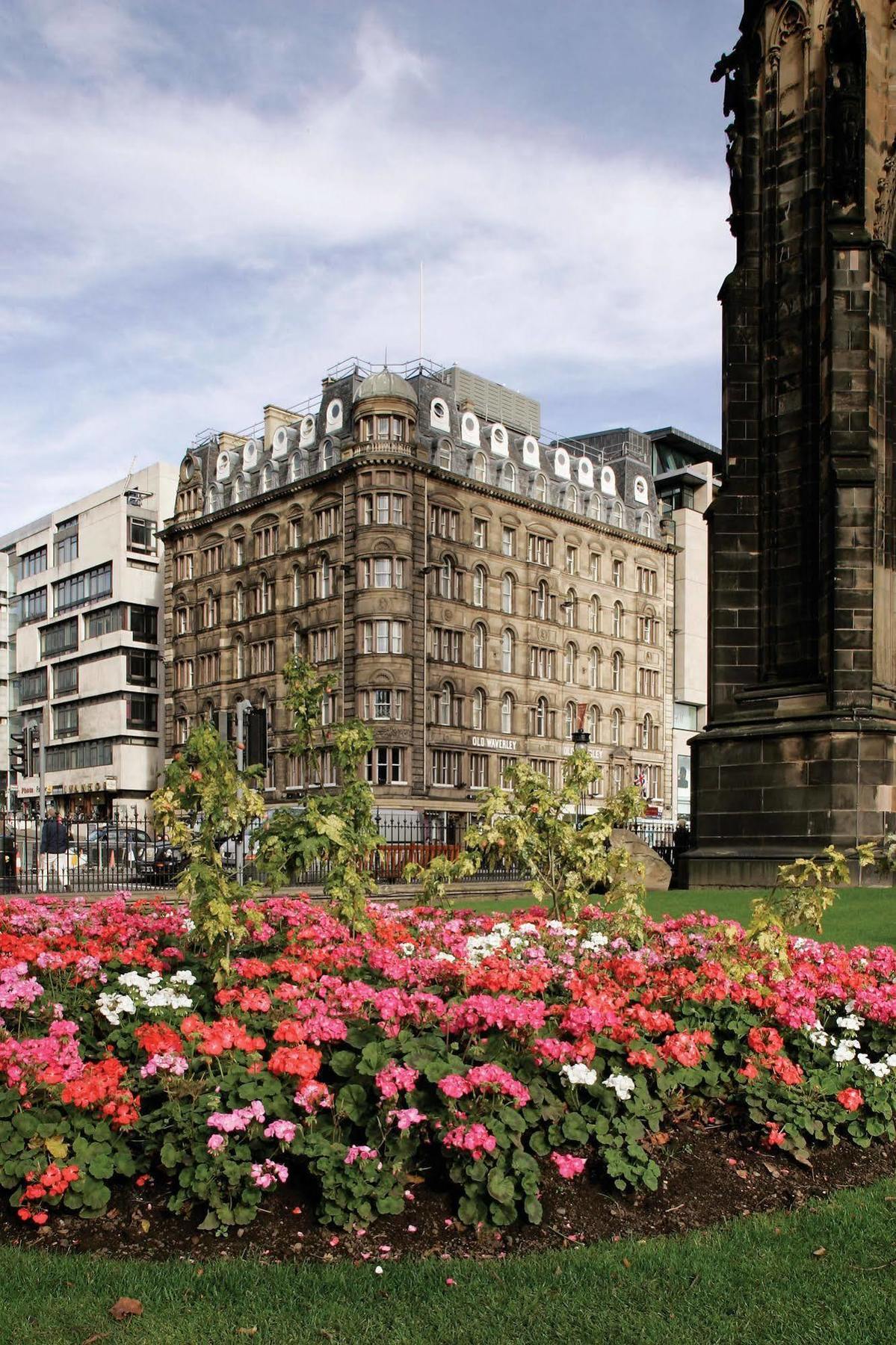 Old Waverley 3*