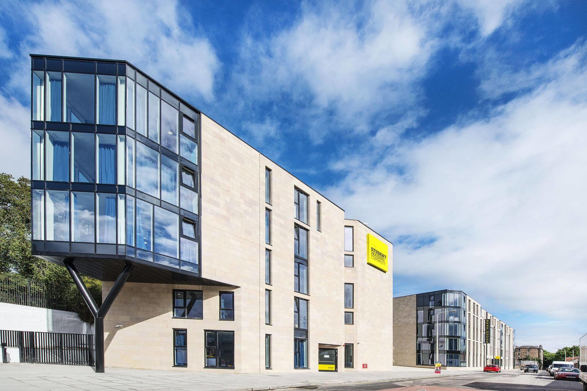 Destiny Student - Holyrood *