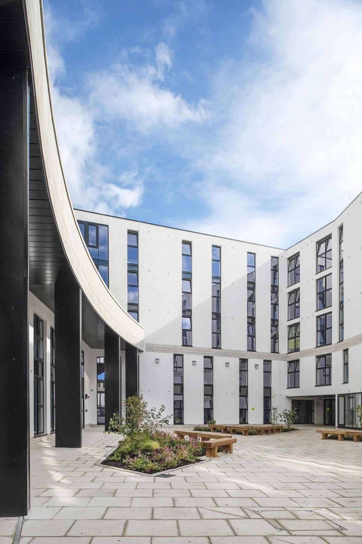 Destiny Student - Holyrood Apartment Edinburgh